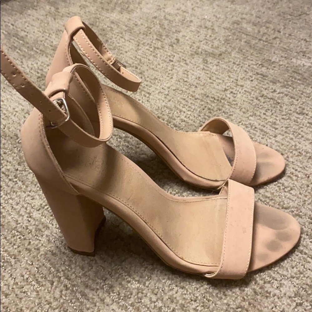 Nude chunky heels